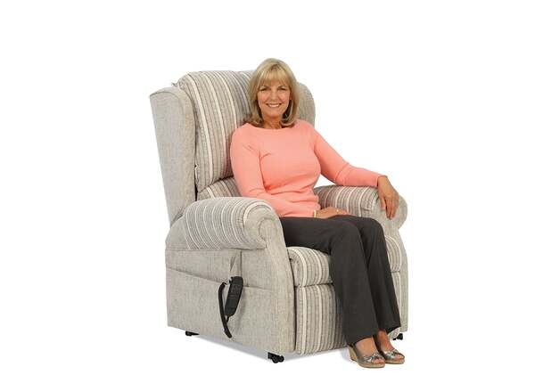 The Hampshire chair with motor and remote to rise & recline