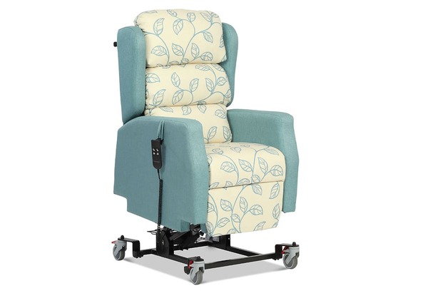 nursing home chairs with wheels